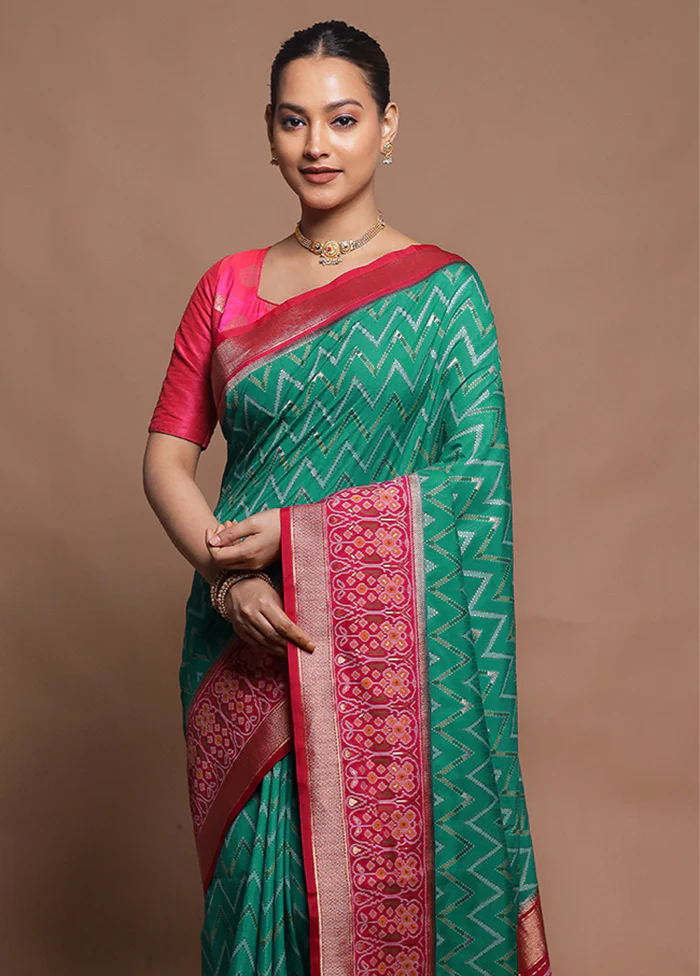 Green Dupion Silk Saree With Blouse Piece - Image 2