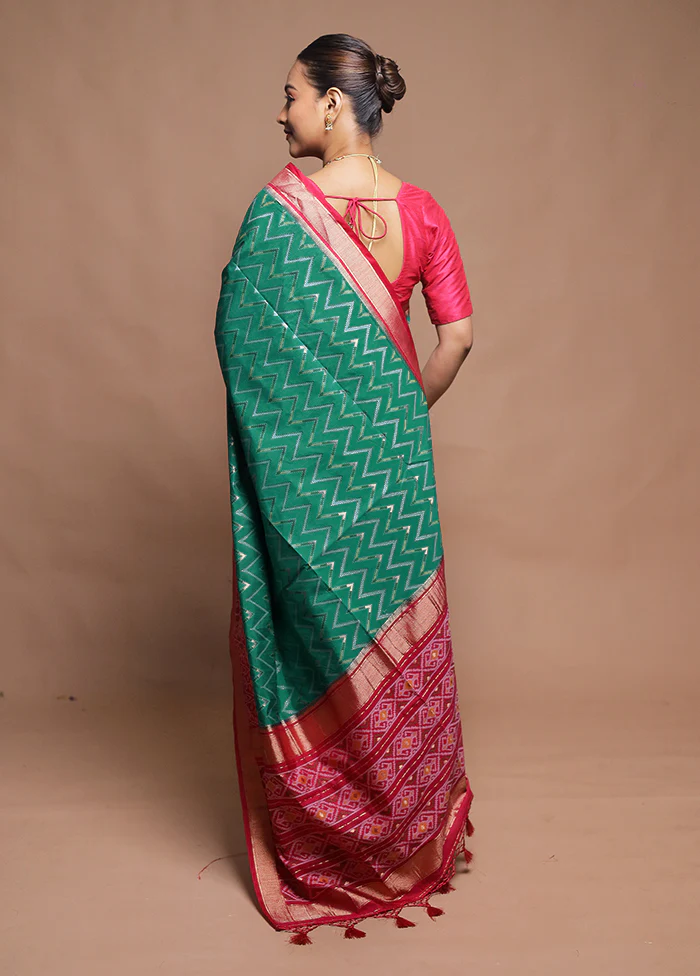 Green Dupion Silk Saree With Blouse Piece - Image 3