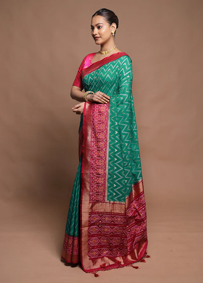 Green Dupion Silk Saree With Blouse Piece - Image 4