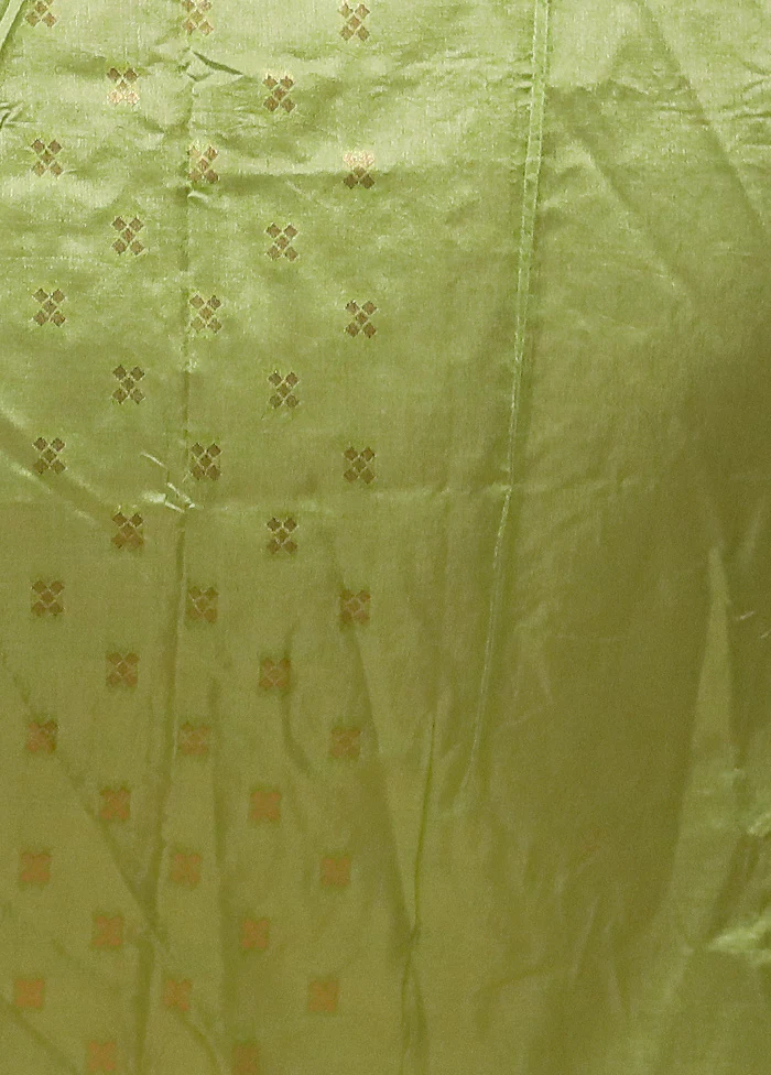 Green Dupion Silk Saree With Blouse Piece - Image 5