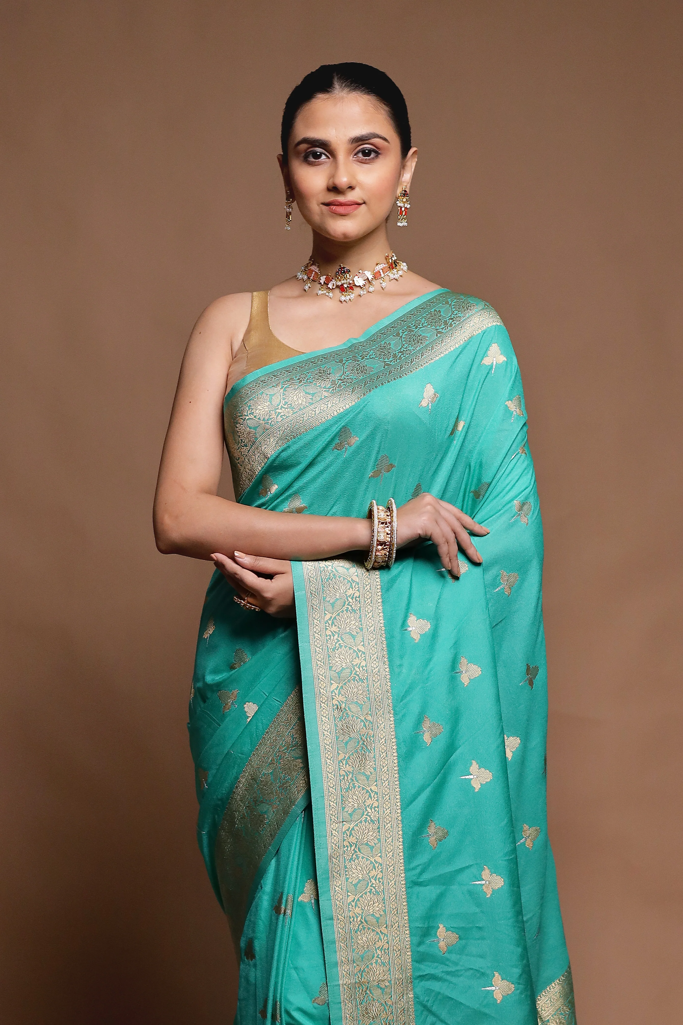 Green Dupion Silk Saree With Blouse Piece - Image 2