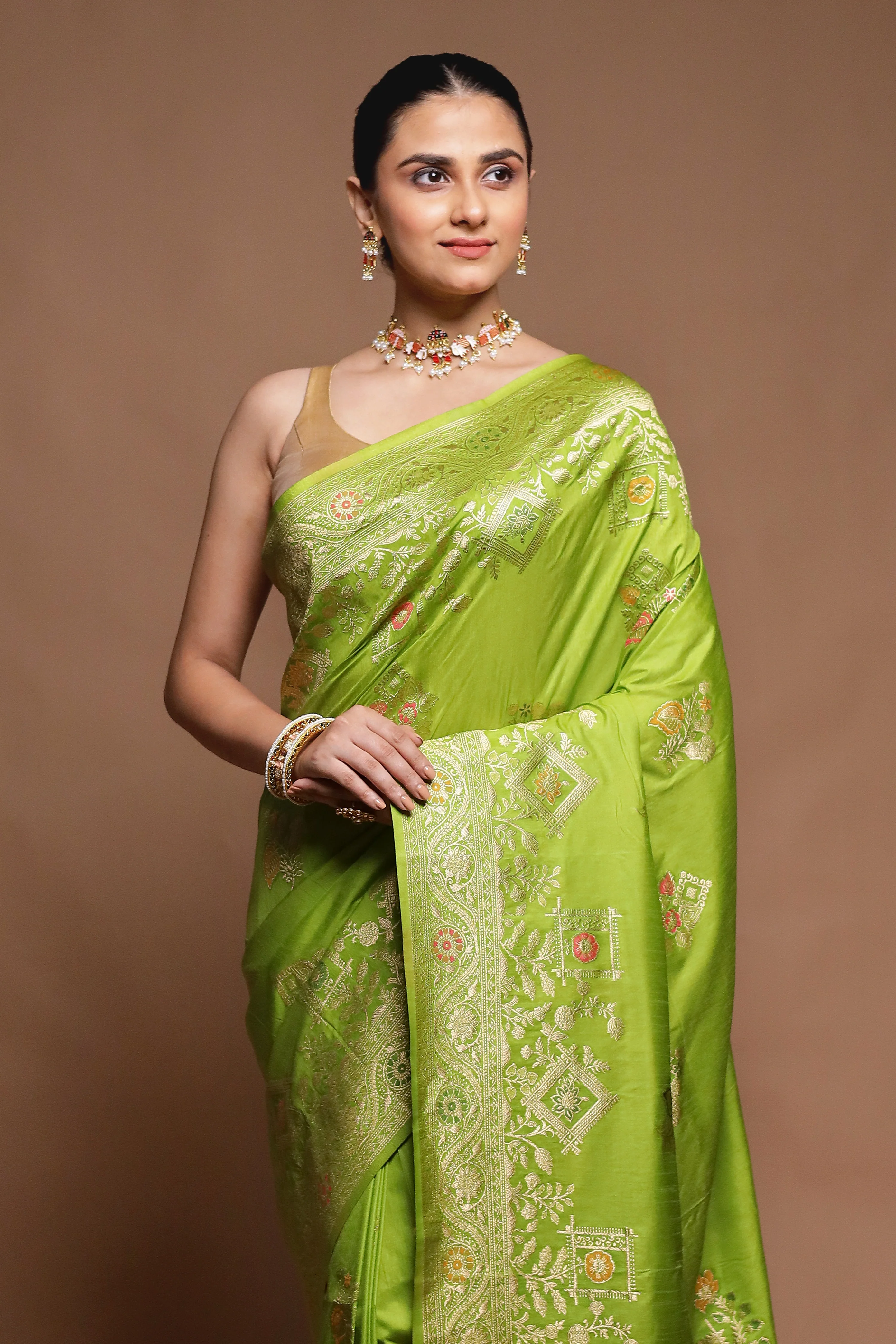 Green Dupion Silk Saree With Blouse Piece - Image 2