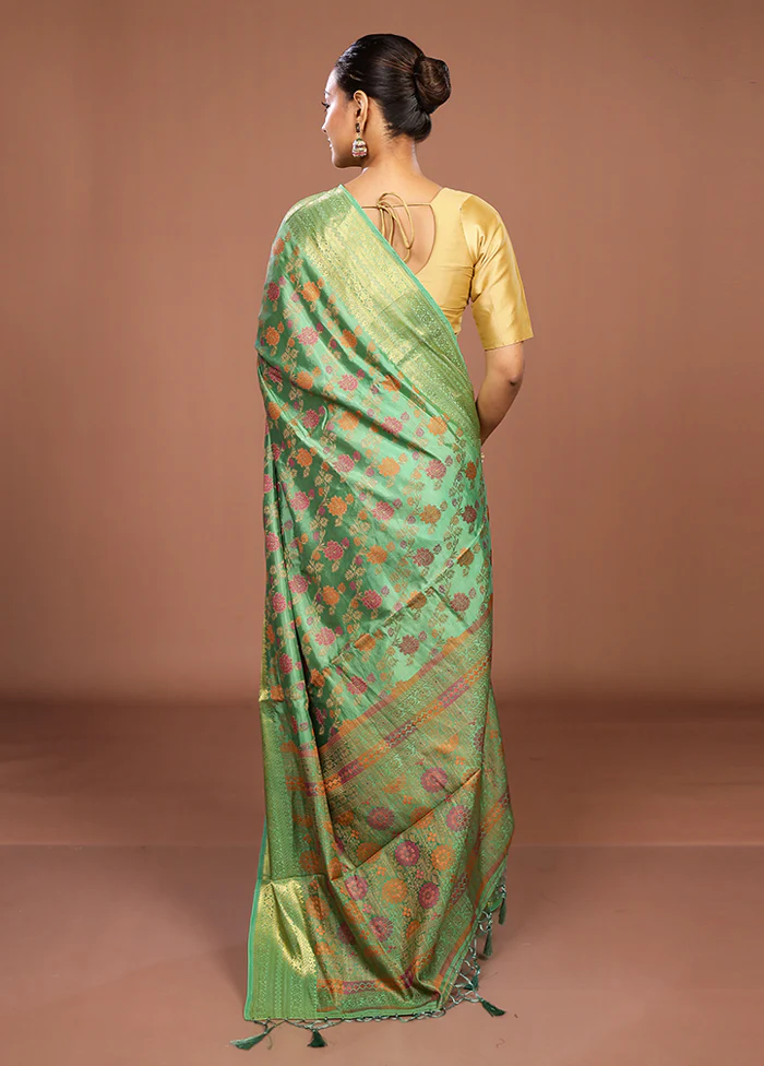 Green Dupion Silk Saree With Blouse Piece - Image 3