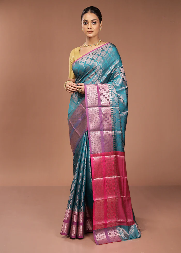 Green Dupion Silk Saree With Blouse Piece - Image 2