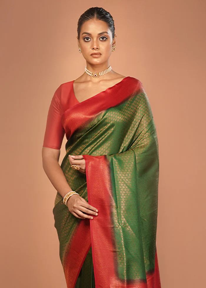 Green Dupion Silk Saree With Blouse Piece
