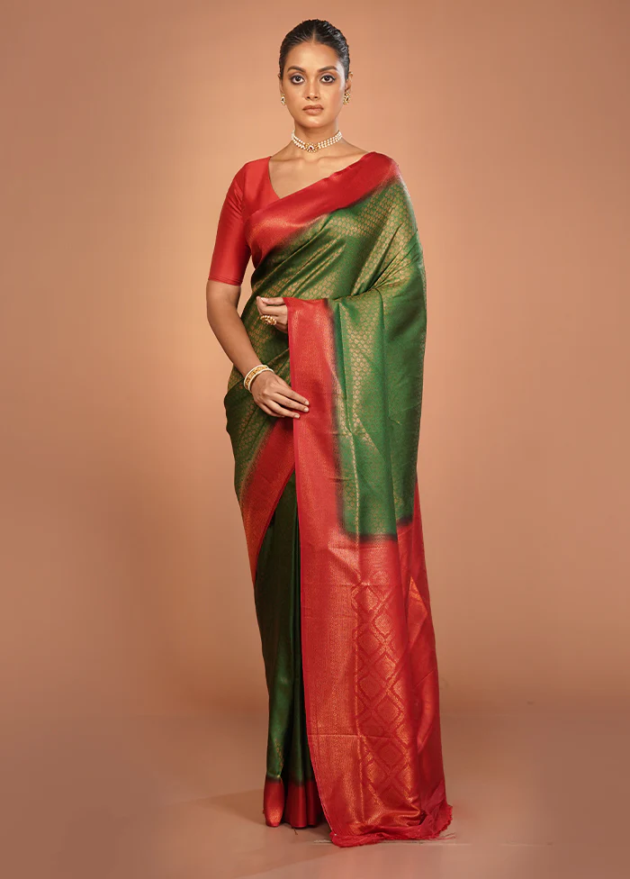 Green Dupion Silk Saree With Blouse Piece - Image 2