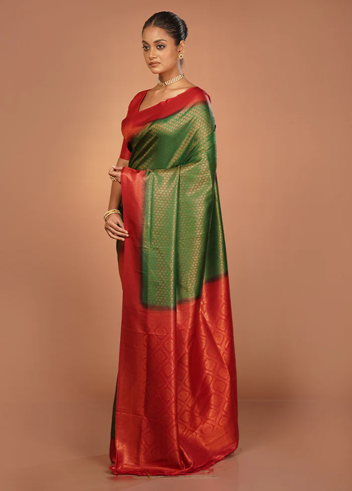 Green Dupion Silk Saree With Blouse Piece - Image 4