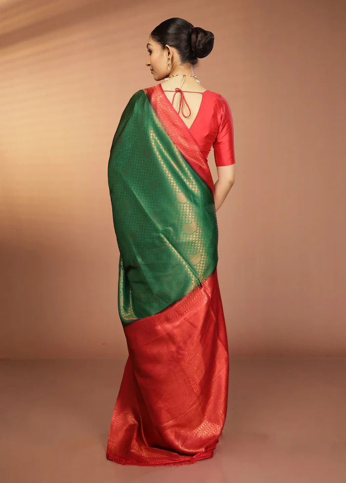 Green Dupion Silk Saree With Blouse Piece - Image 3