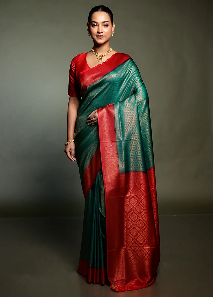 Green Dupion Silk Saree With Blouse Piece - Image 2