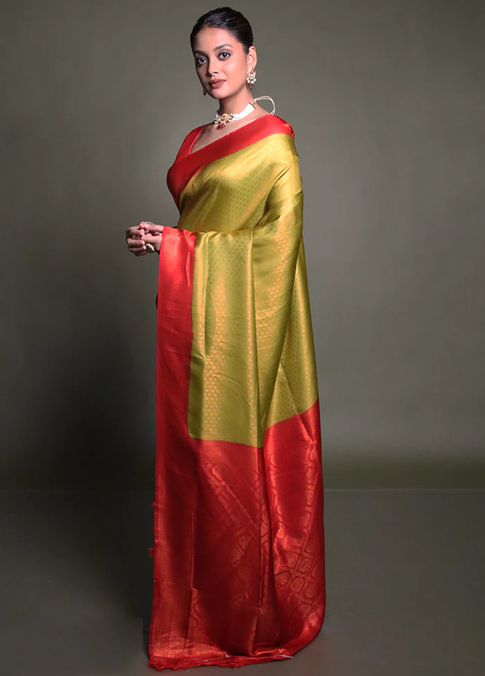 Green Dupion Silk Saree With Blouse Piece - Image 4