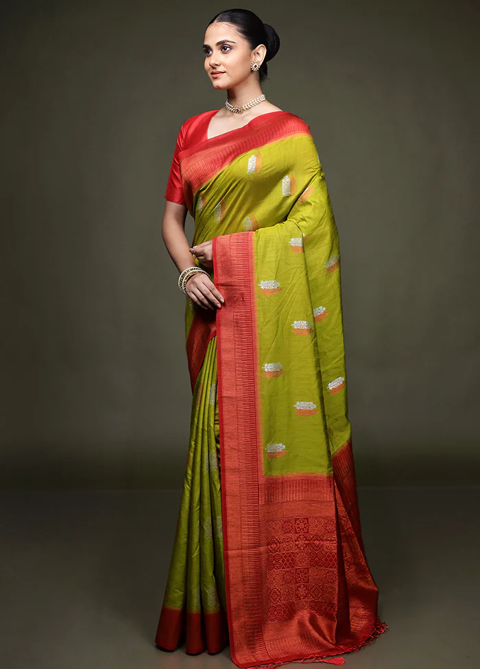 Green Dupion Silk Saree With Blouse Piece - Image 4