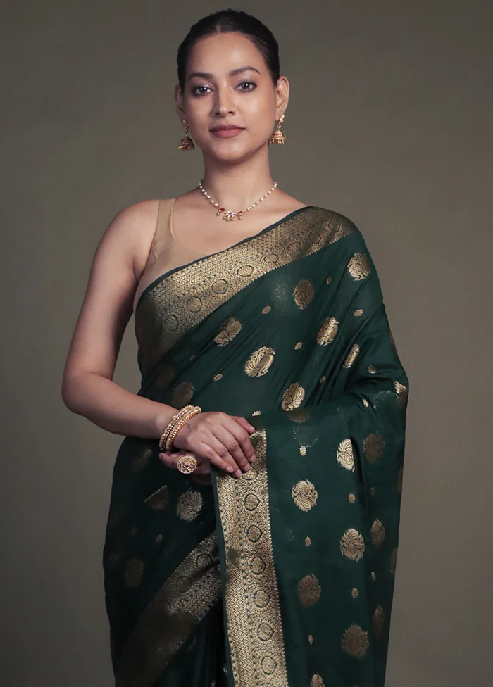 Green Dupion Silk Saree With Blouse Piece - Image 2