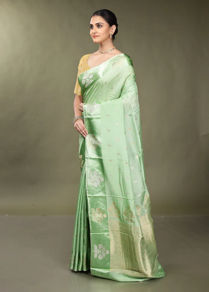 Green Dupion Silk Saree With Blouse Piece - Image 4