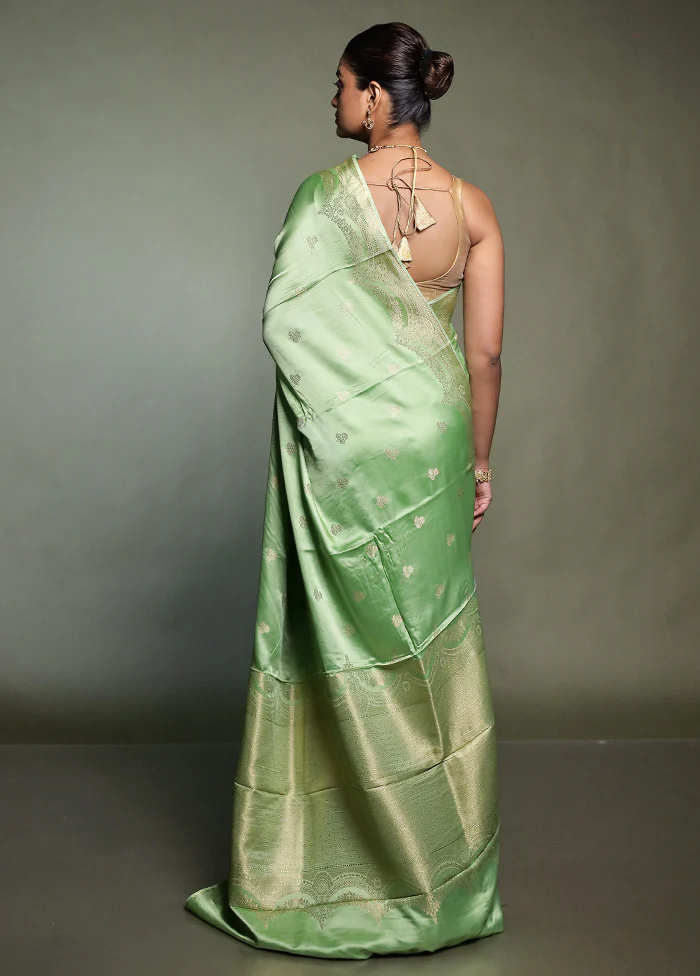 Green Dupion Silk Saree With Blouse Piece - Image 3