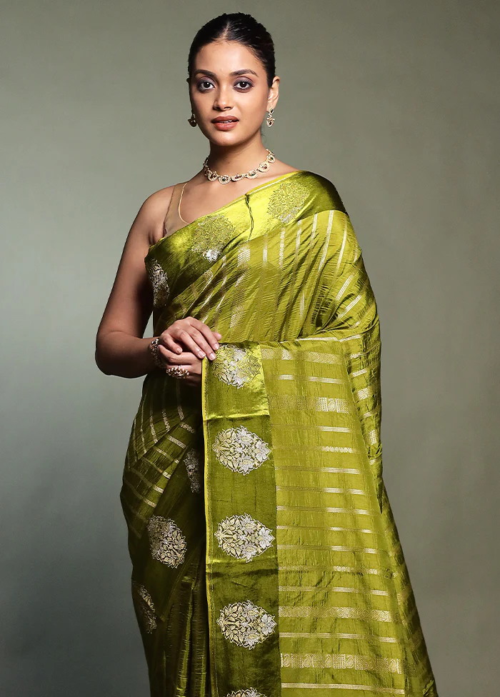 Green Dupion Silk Saree With Blouse Piece