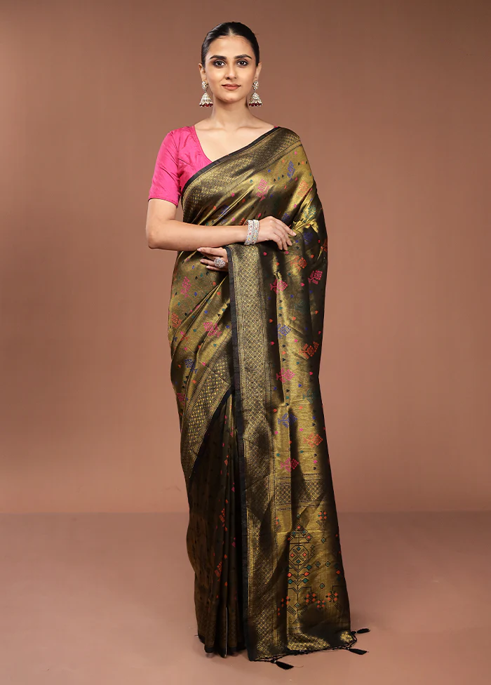 Green Dupion Silk Saree With Blouse Piece - Image 2