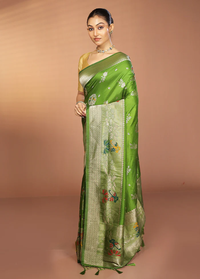Green Dupion Silk Saree With Blouse Piece - Image 4