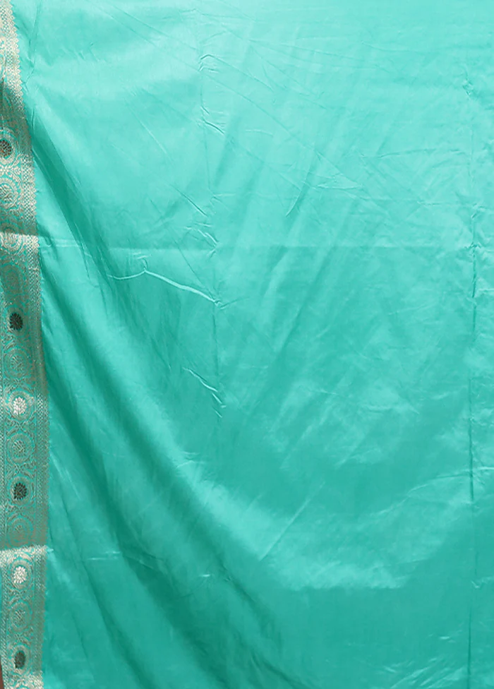 Green Dupion Silk Saree With Blouse Piece - Image 5