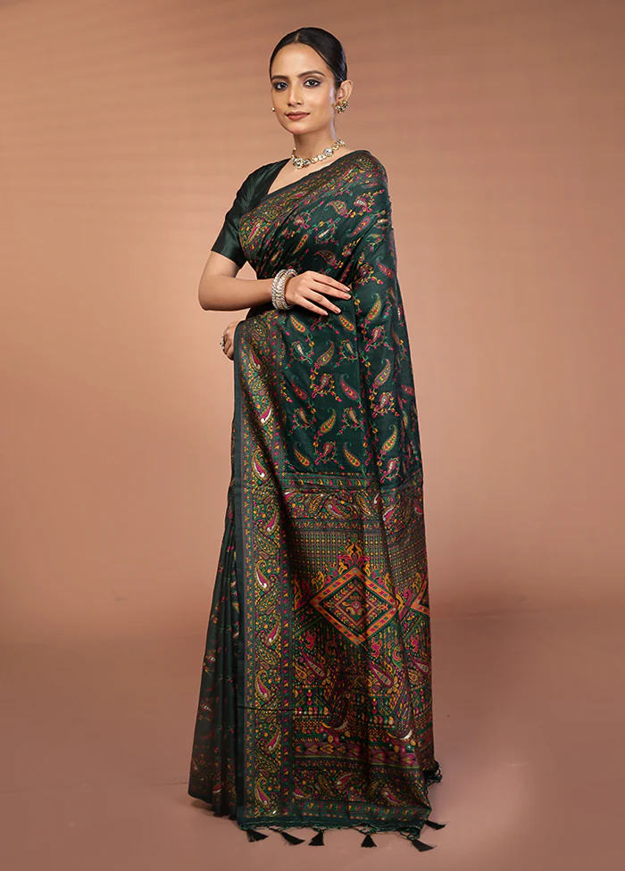 Green Dupion Silk Saree With Blouse Piece - Image 4