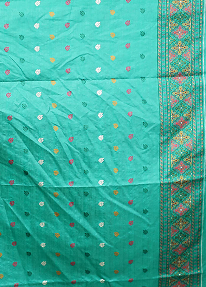 Green Dupion Silk Saree With Blouse Piece - Image 5