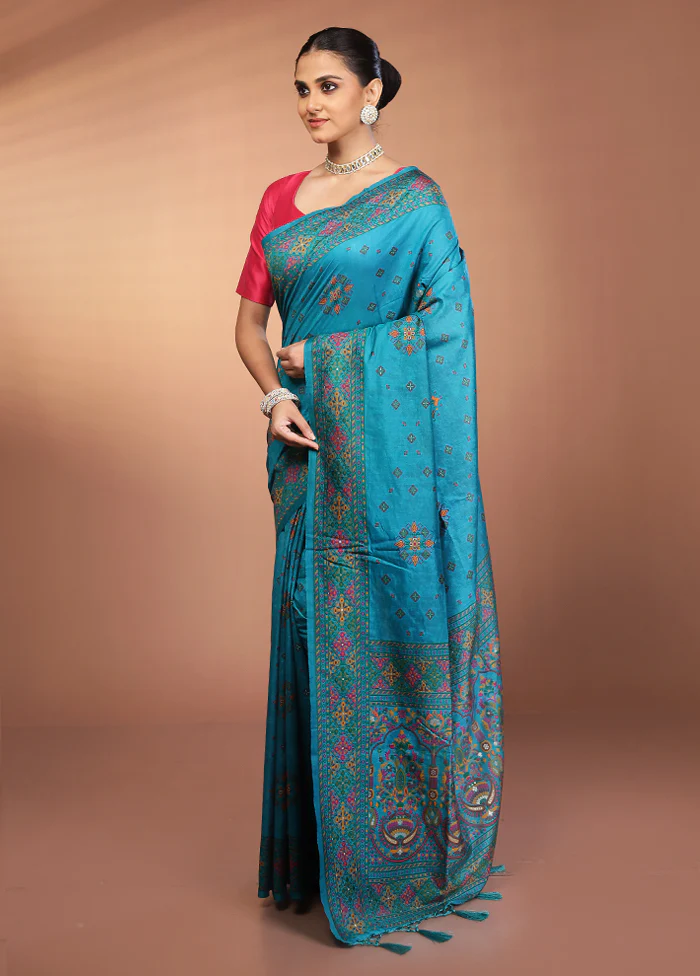Green Dupion Silk Saree With Blouse Piece - Image 4