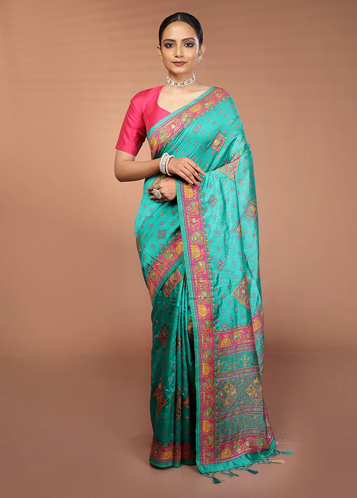 Green Dupion Silk Saree With Blouse Piece - Image 2