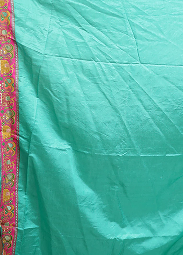 Green Dupion Silk Saree With Blouse Piece - Image 5