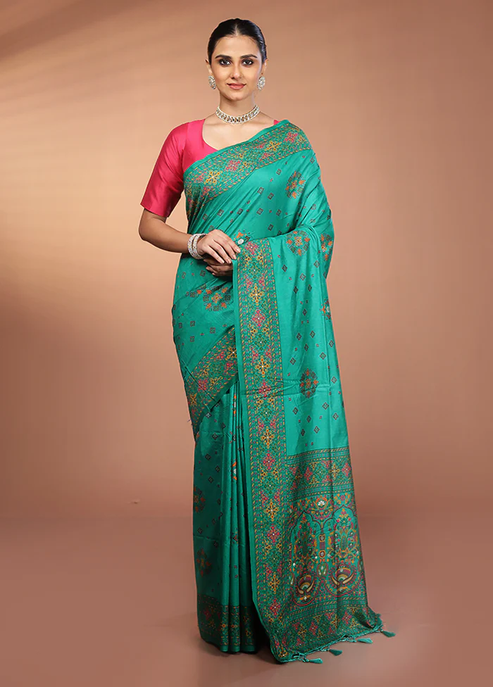 Green Dupion Silk Saree With Blouse Piece - Image 2
