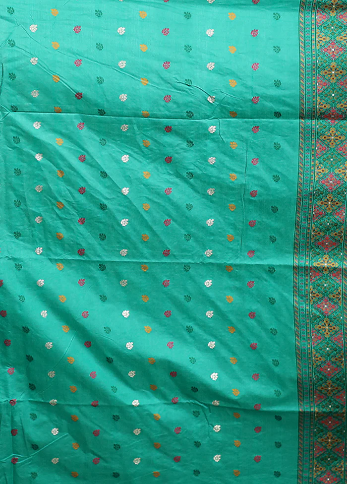 Green Dupion Silk Saree With Blouse Piece - Image 5