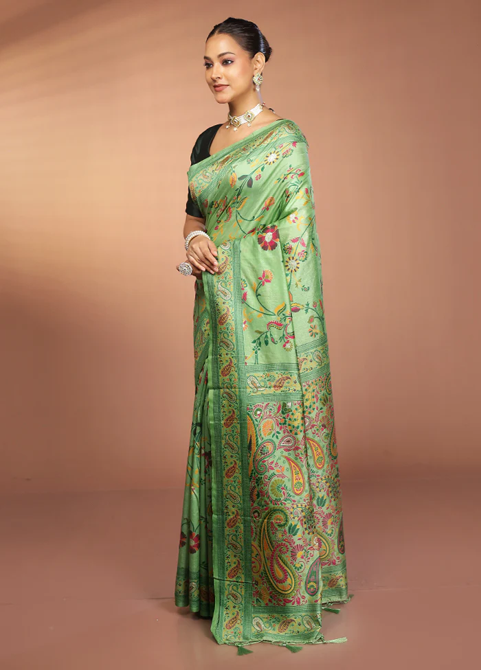Green Dupion Silk Saree With Blouse Piece - Image 4