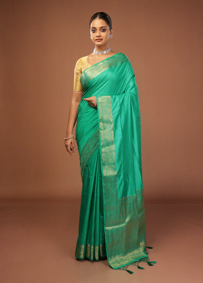 Green Dupion Silk Saree With Blouse Piece - Image 2