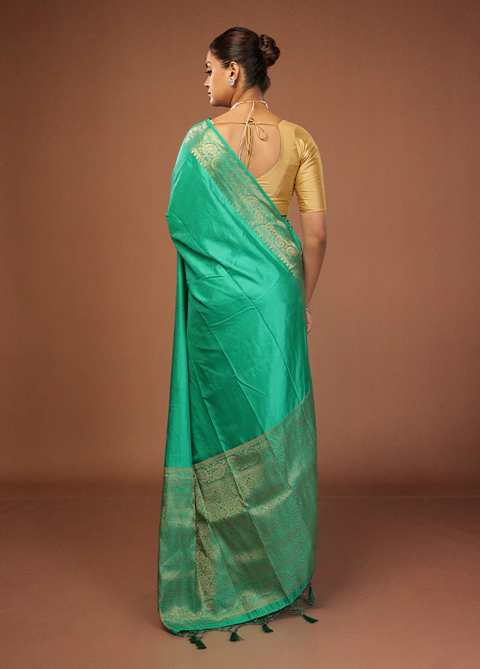 Green Dupion Silk Saree With Blouse Piece - Image 3