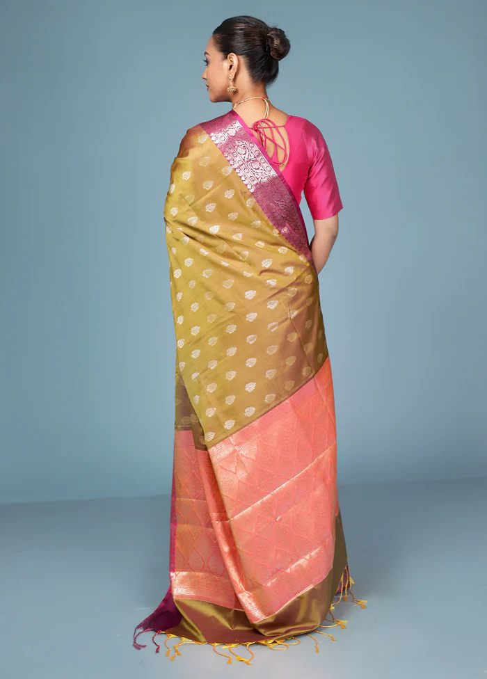 Green Dupion Silk Saree With Blouse Piece - Image 3