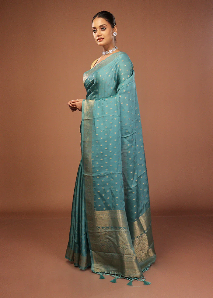 Green Dupion Silk Saree With Blouse Piece - Image 4
