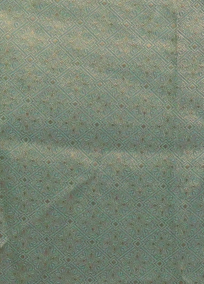 Green Dupion Silk Saree With Blouse Piece - Image 5