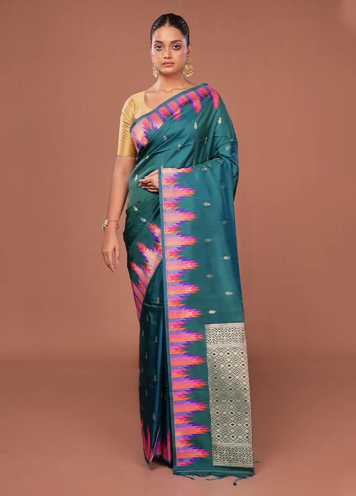 Green Dupion Silk Saree With Blouse Piece - Image 2