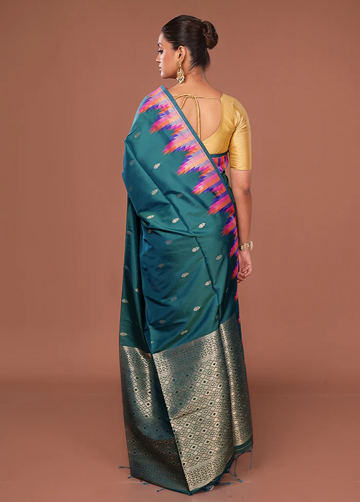 Green Dupion Silk Saree With Blouse Piece - Image 3