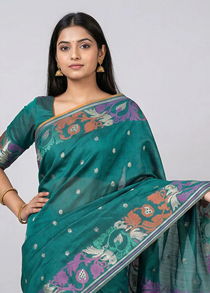 Green Dupion Silk Saree With Blouse Piece - Image 2