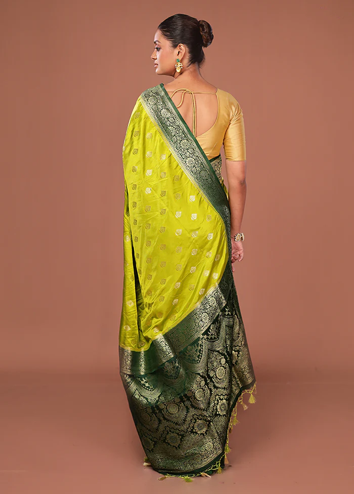 Green Dupion Silk Saree With Blouse Piece - Image 3