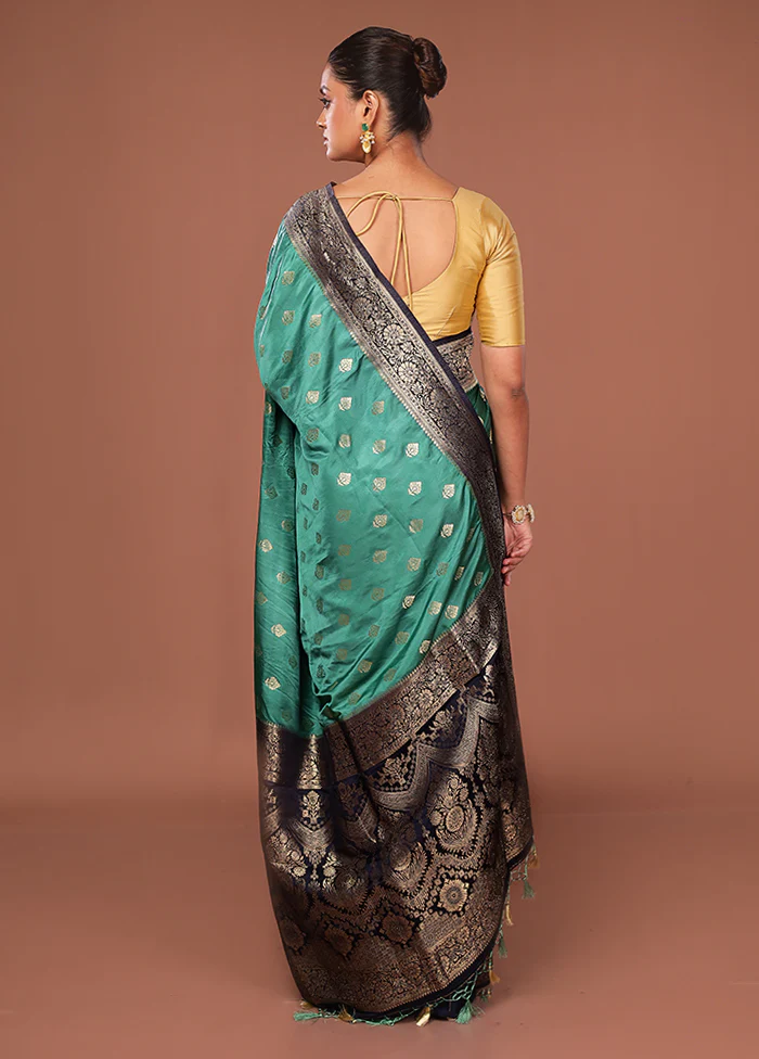 Green Dupion Silk Saree With Blouse Piece - Image 3