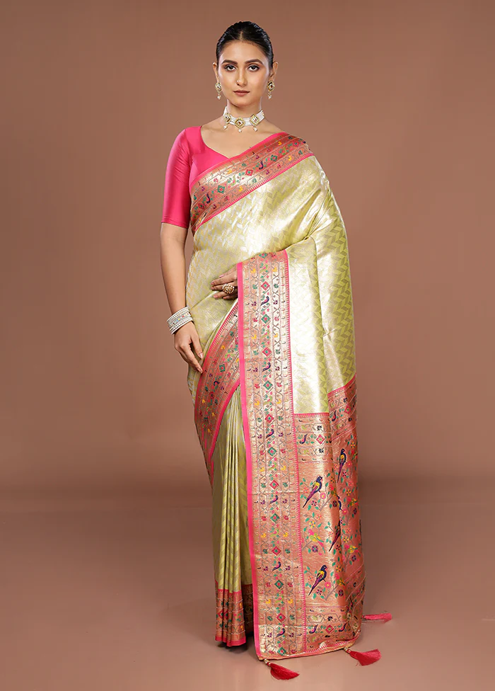 Green Dupion Silk Saree With Blouse Piece - Image 2