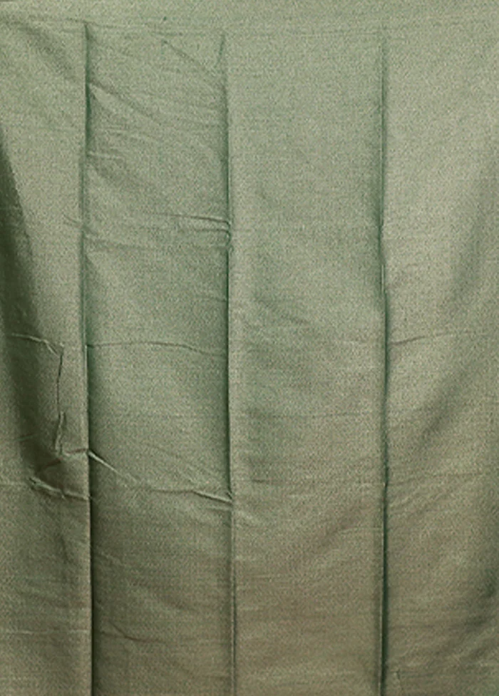 Green Dupion Silk Saree With Blouse Piece - Image 5
