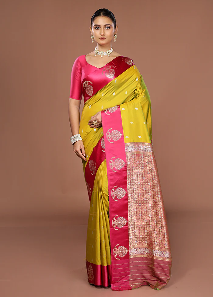 Green Dupion Silk Saree With Blouse Piece - Image 2