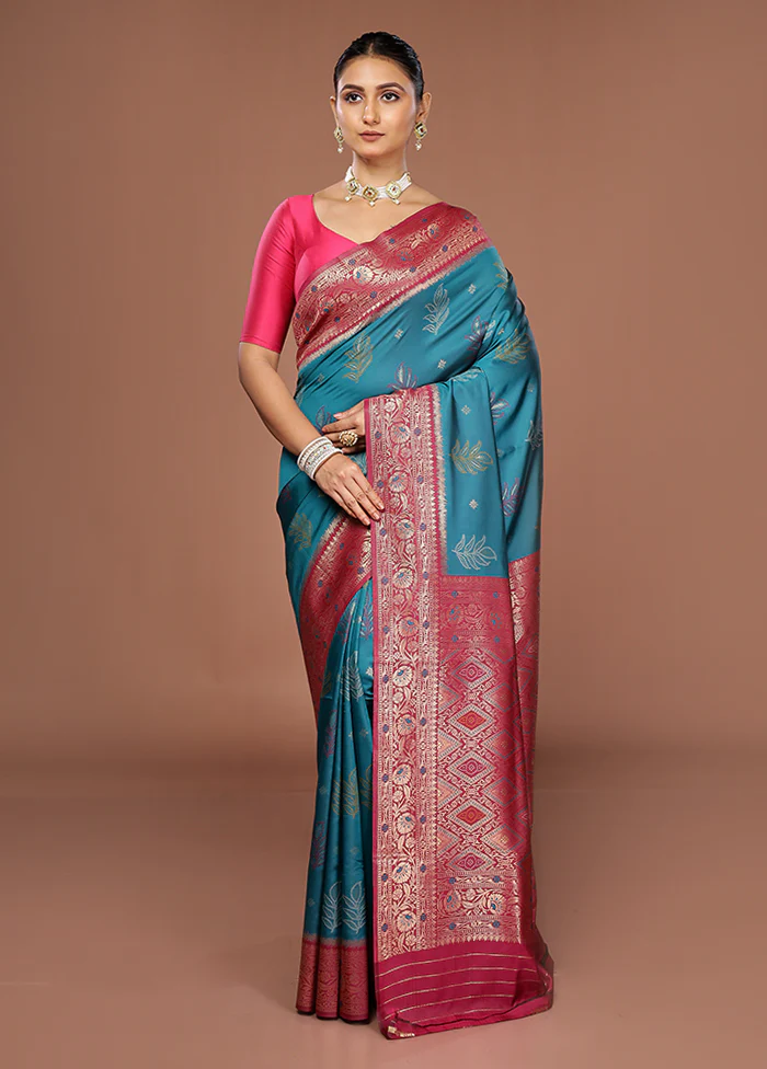 Green Dupion Silk Saree With Blouse Piece - Image 2