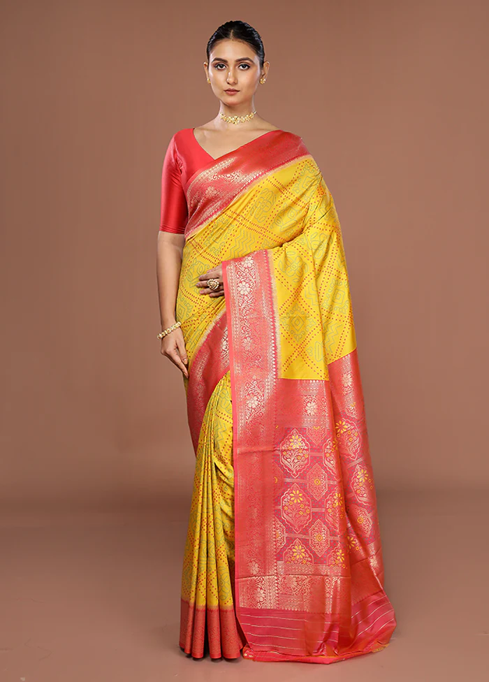 Green Dupion Silk Saree With Blouse Piece - Image 2