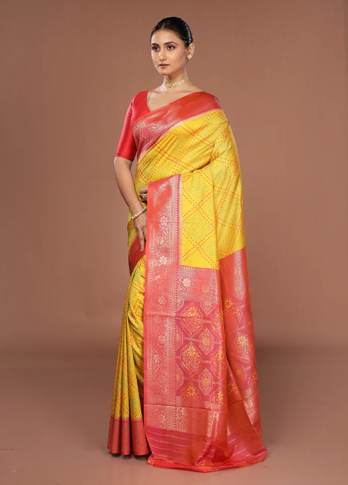 Green Dupion Silk Saree With Blouse Piece - Image 4
