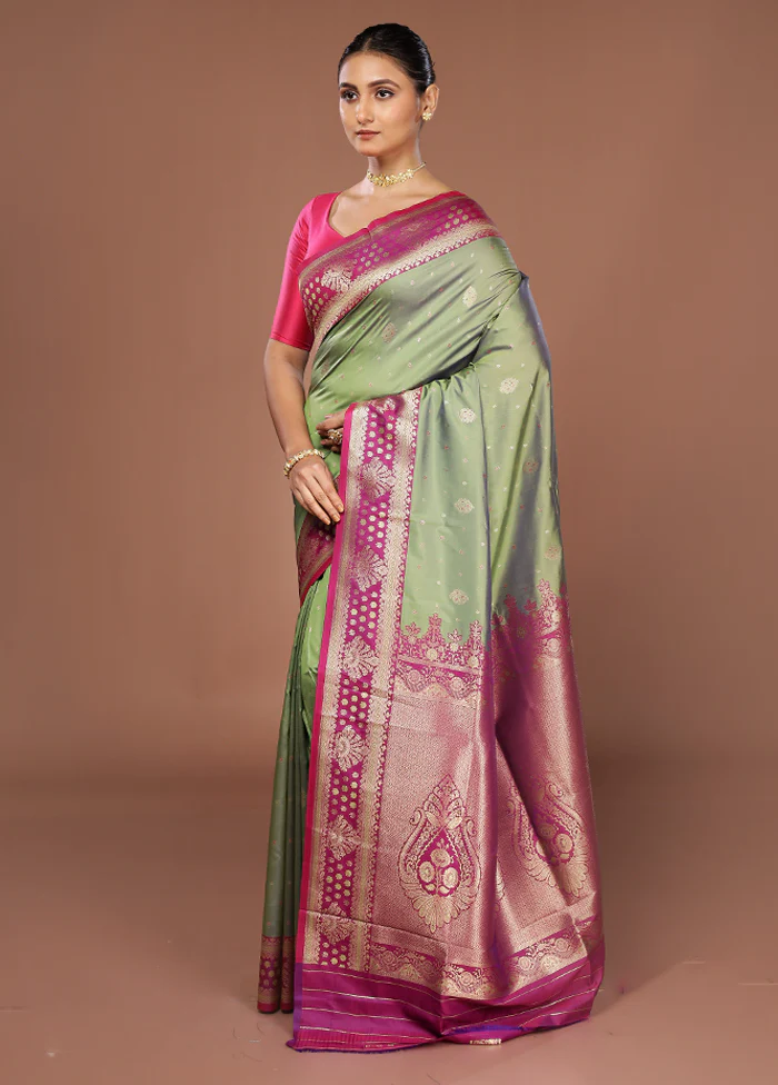 Green Dupion Silk Saree With Blouse Piece - Image 4