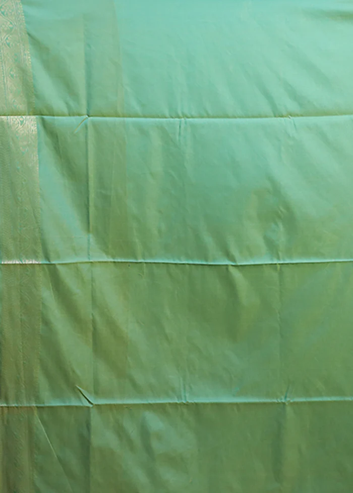 Green Dupion Silk Saree With Blouse Piece - Image 5