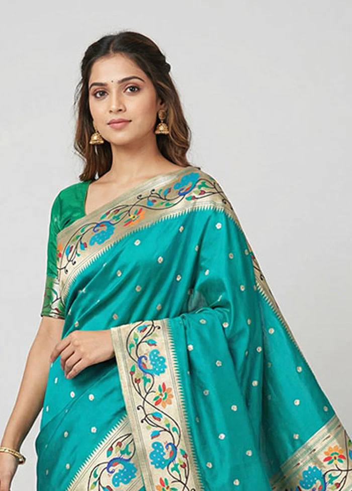 Green Dupion Silk Saree With Blouse Piece - Image 2