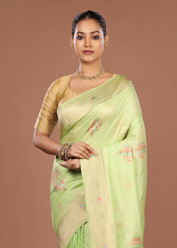 Green Dupion Silk Saree With Blouse Piece
